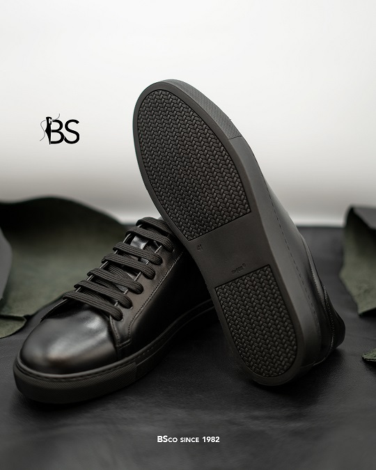 087 Black 