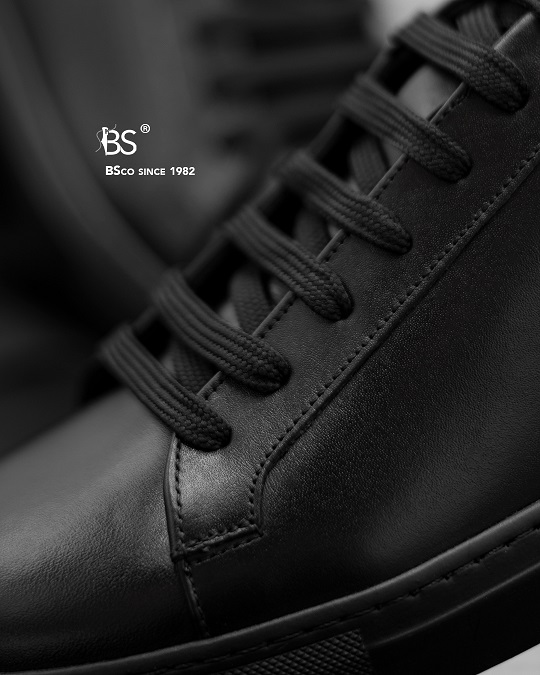 087 Black 