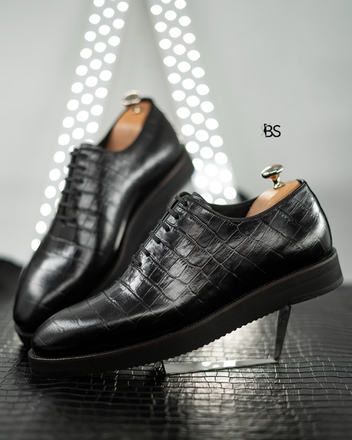 3030 Black