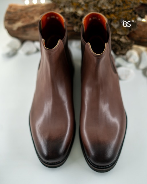   Men's Boots, Model B0070S, Genuine natural suede leather, EPR Sole, Button Closure