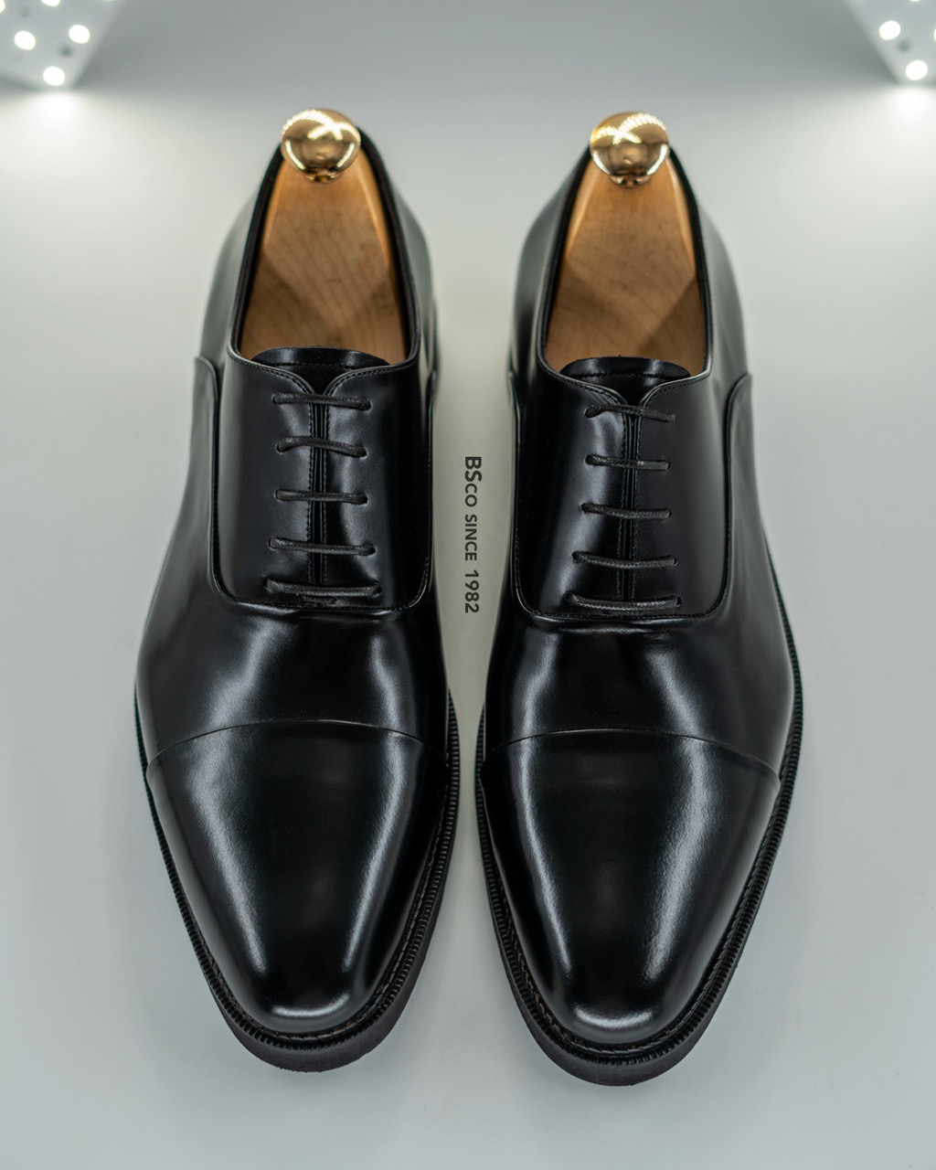 Classic Men’s Model: 147 Bradshaw Natural leather
